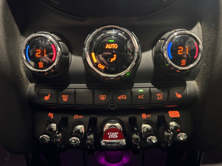 MINI d'occasion MINI JCW 231 de 2021 Narbonne (11)﻿