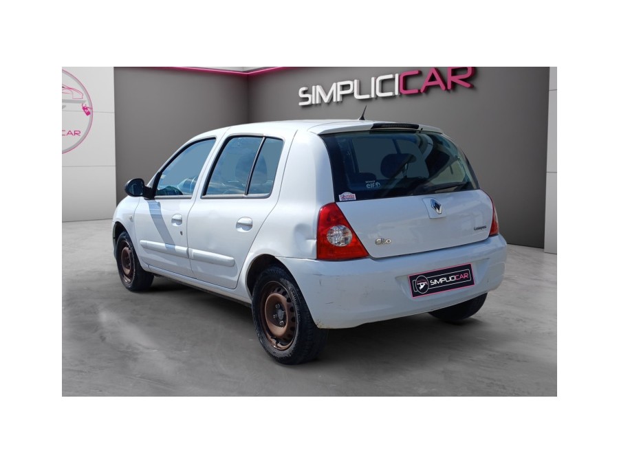 RENAULT d'occasion CLIO CAMPUS ECO2 AUTHENTIQUE 1.2 16V 75 de 2012 La