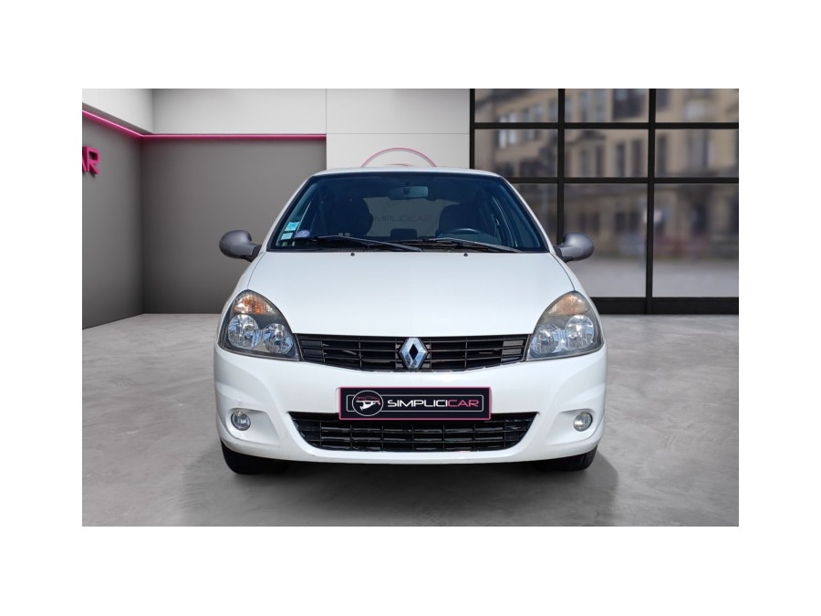 RENAULT d'occasion CLIO CAMPUS ECO2 AUTHENTIQUE 1.2 16V 75 de 2012 La