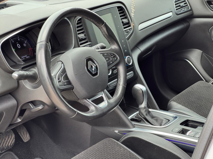 RENAULT d'occasion MEGANE TCE 140 INTENS de 2019 Orleans (45)﻿