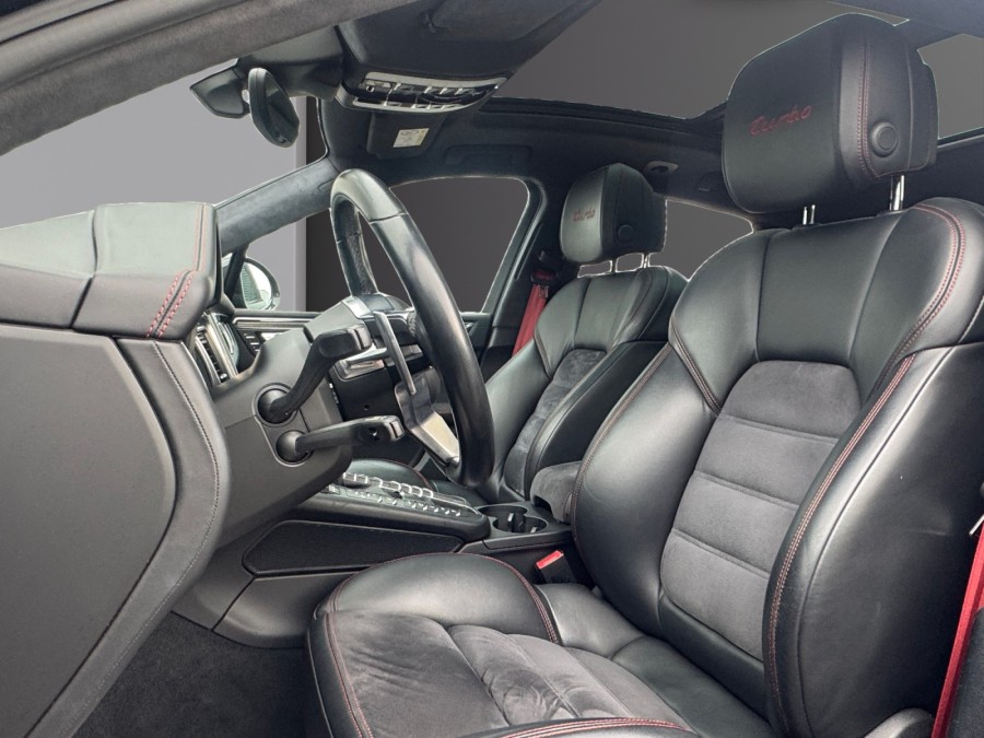 PORSCHE d'occasion MACAN TURBO de 2018 Vannes (56)﻿