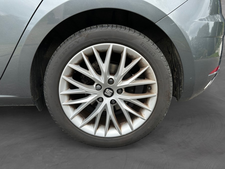 SEAT d'occasion LEON 1.6 TDI 115 STYLE de 2018 Lorient (56)﻿