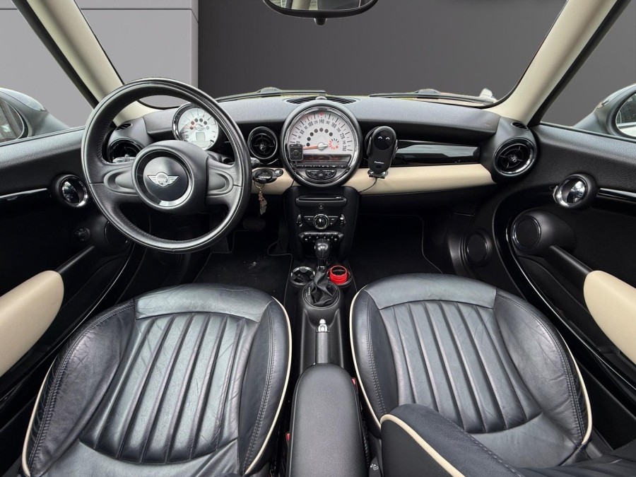 MINI d'occasion MINI COOPER 122 PACK RED HOT CHILI BVA de 2011 Rennes