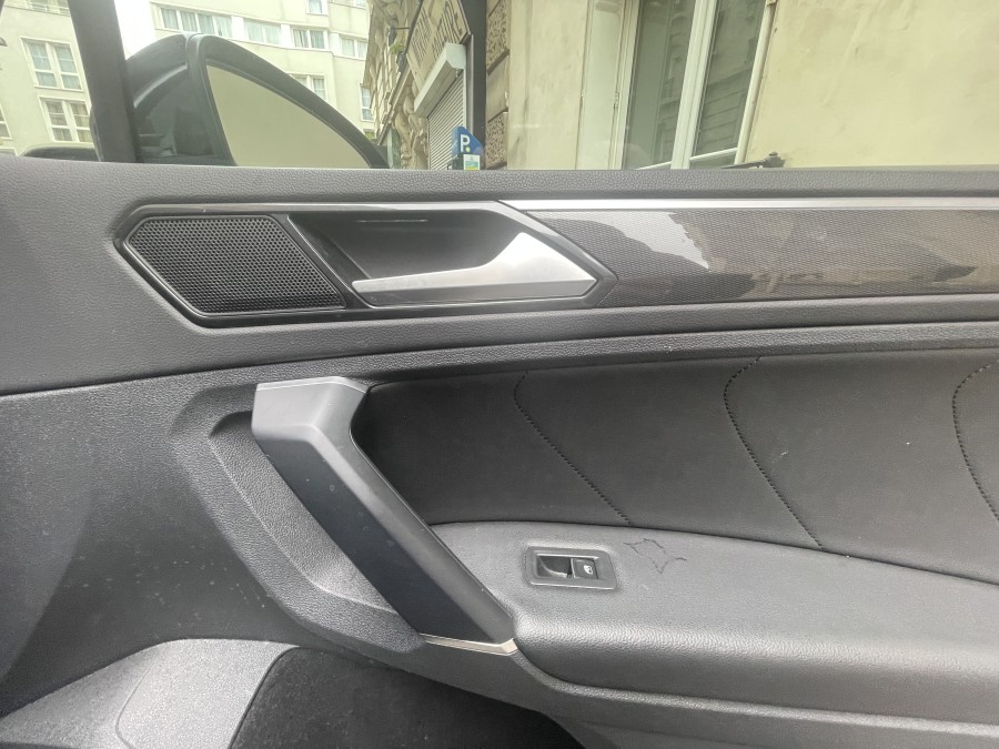 VOLKSWAGEN d'occasion TIGUAN 1.5 TSI 130 4X4 PH2 de 2018 Paris 15