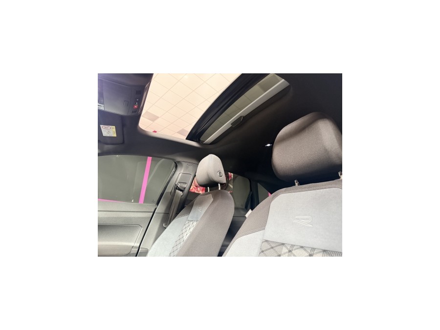 VOLKSWAGEN d'occasion TAIGO 1.5 TSI 150 R-LINE DSG de 2024 Annecy