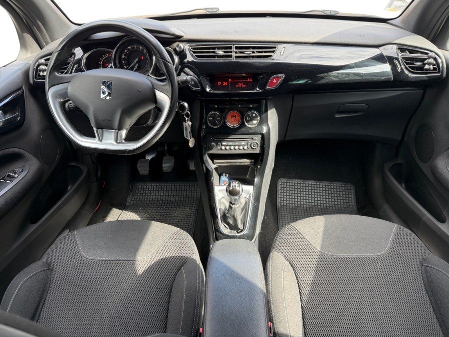 CITROEN d'occasion DS3 1.2 PURE TECH 110 so chic de 2015 Les Sables