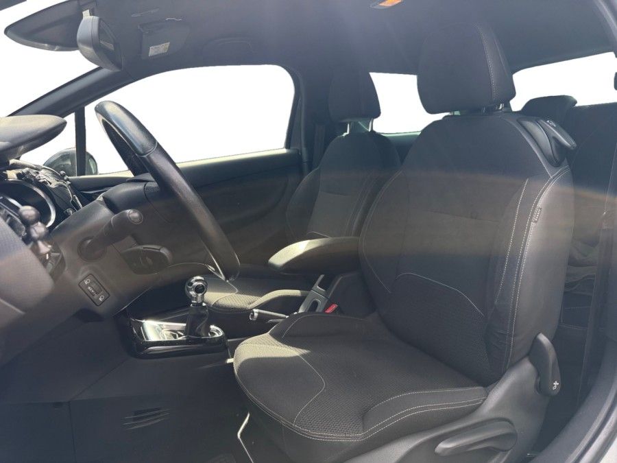 CITROEN d'occasion DS3 1.2 PURE TECH 110 so chic de 2015 Les Sables