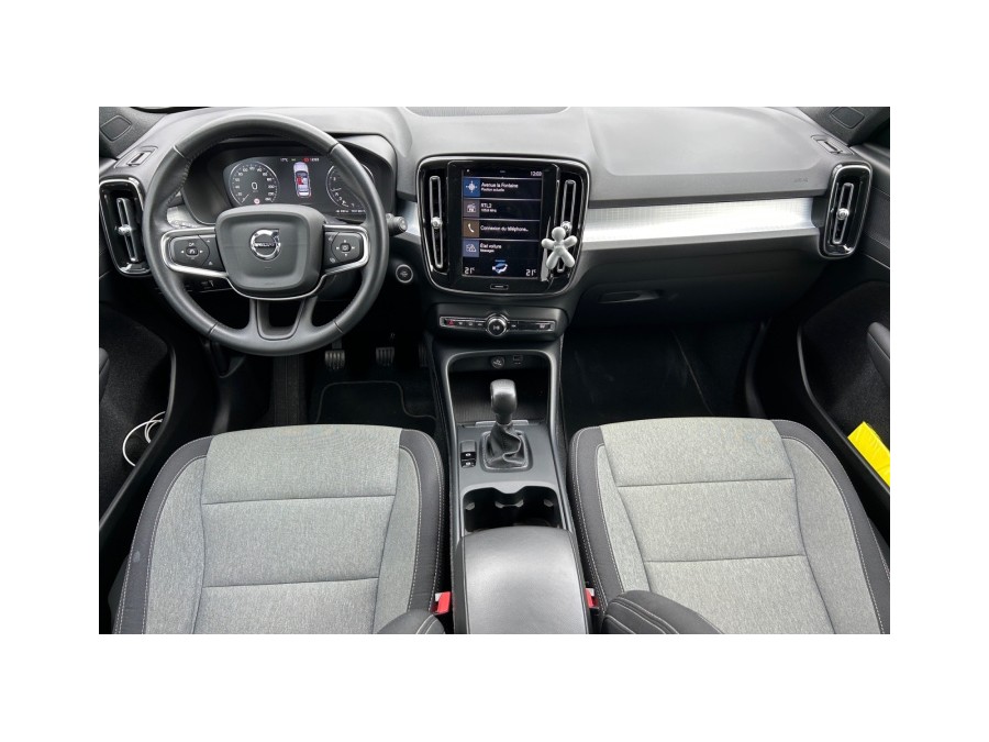 VOLVO d'occasion XC40 T2 MOMENTUM BUSINESS de 2021 Champigny sur