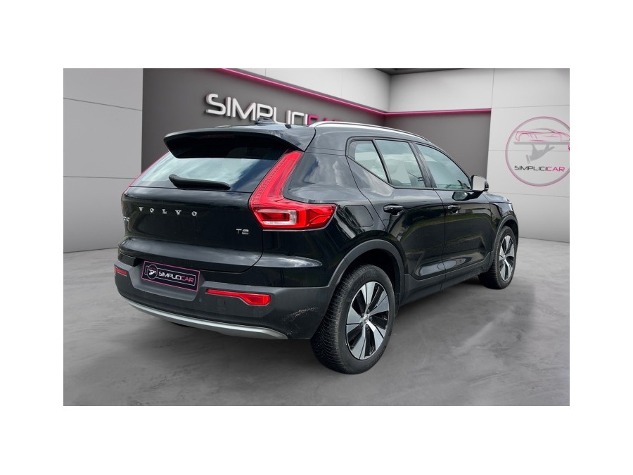 VOLVO d'occasion XC40 T2 MOMENTUM BUSINESS de 2021 Champigny sur