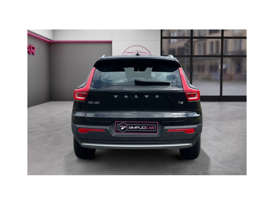 VOLVO d'occasion XC40 T2 MOMENTUM BUSINESS de 2021 Champigny sur