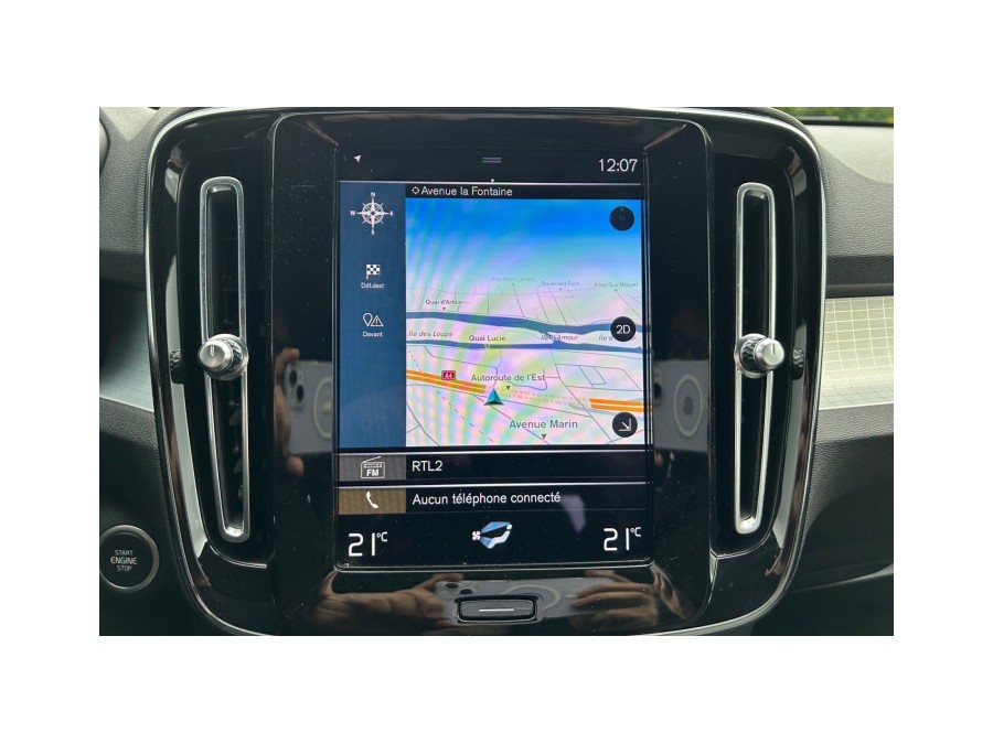 VOLVO d'occasion XC40 T2 MOMENTUM BUSINESS de 2021 Champigny sur