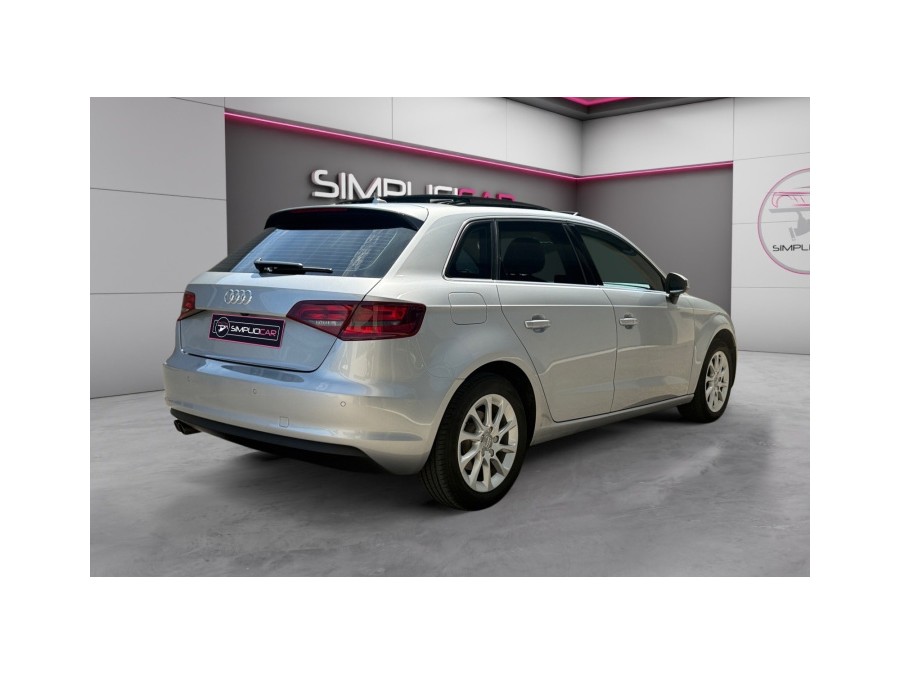 AUDI d'occasion A3 2.0 TDI 150 SPORT S TRONIC de 2015 La Ciotat (13)﻿