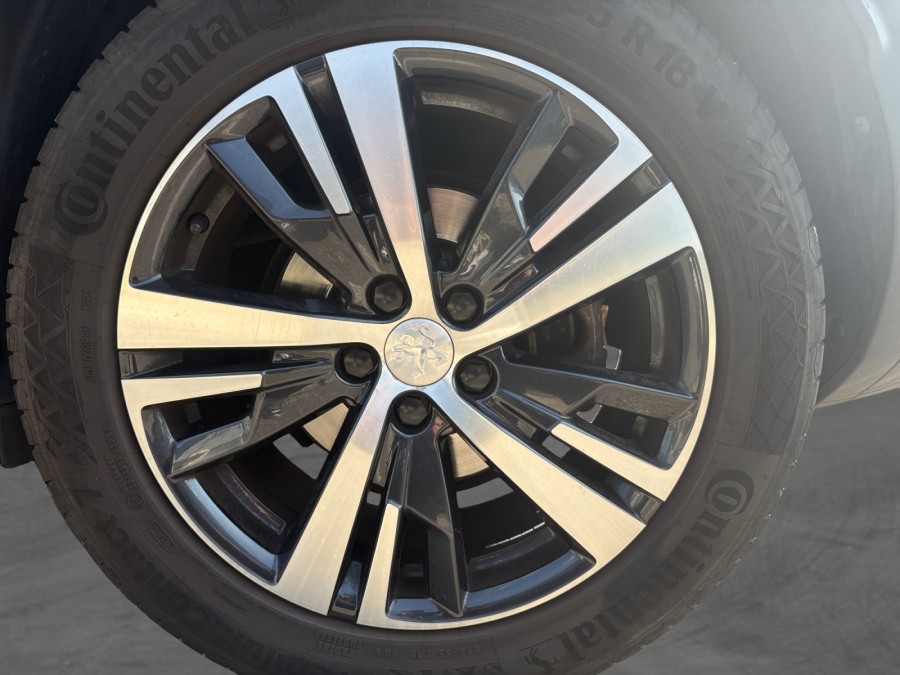 PEUGEOT d'occasion 3008 II SUV 1.5 BLUE HDI 130 de 2019 Lyon Nord