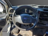 FORD d'occasion TRANSIT Transit kombi de 2005 Frejus (83)﻿