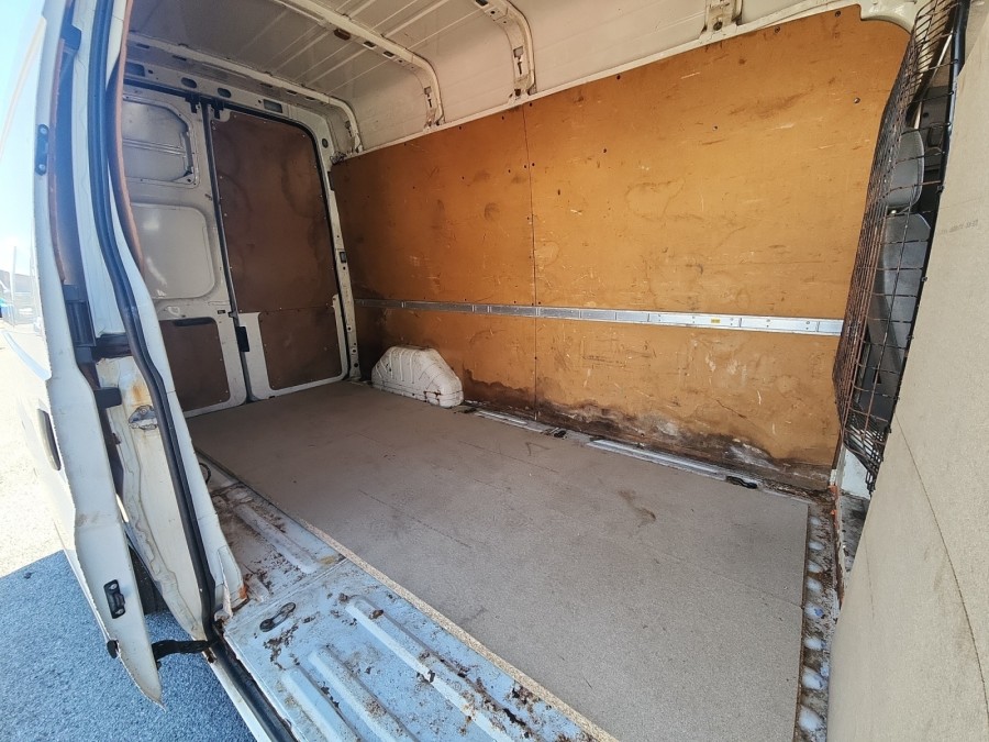 FORD d'occasion TRANSIT Transit kombi de 2005 Frejus (83)﻿