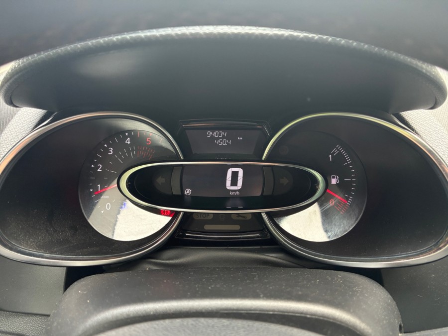 RENAULT d'occasion CLIO 1.5 DCI 90 LIMITED de 2018 Saint Maximin (60)﻿