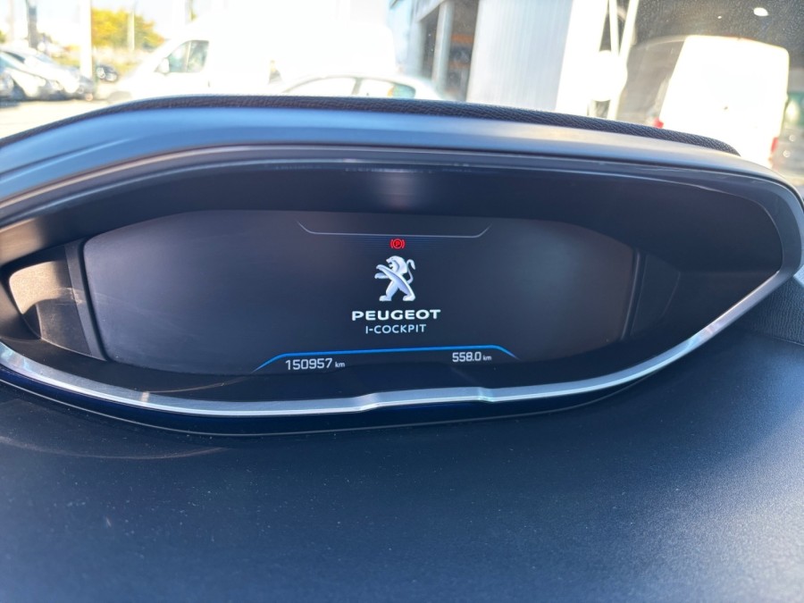 PEUGEOT d'occasion 3008 1.6 BLUE HDI 120 CROSSWAY EAT de 2017 Frejus