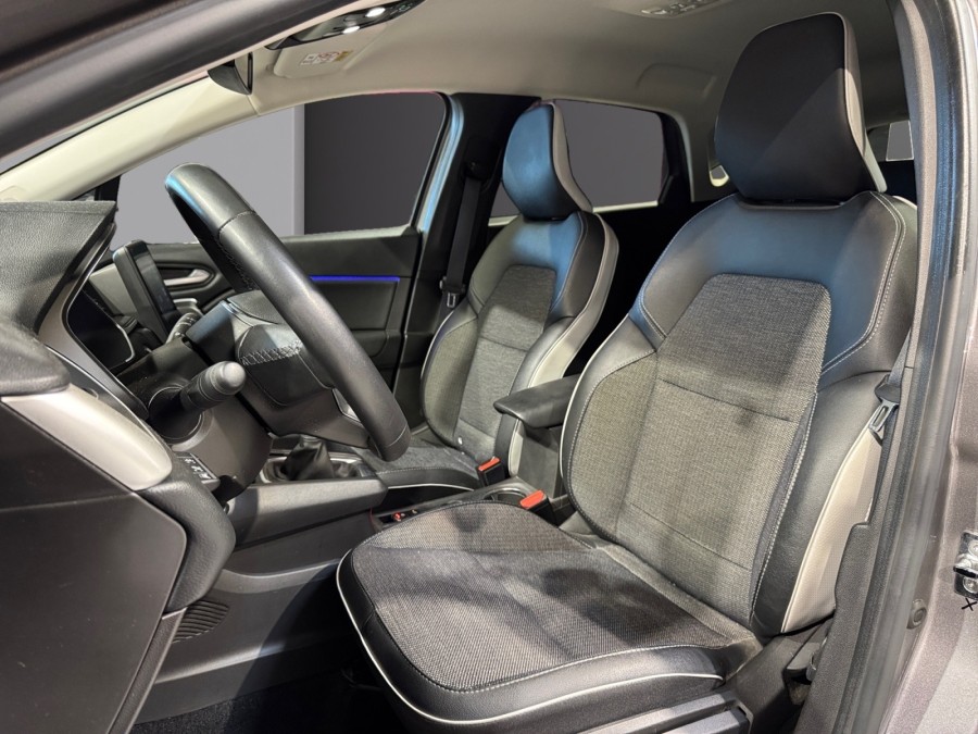 RENAULT d'occasion CAPTUR 1.3 MILD HYBRID 140 Techno de 2022 Narbonne