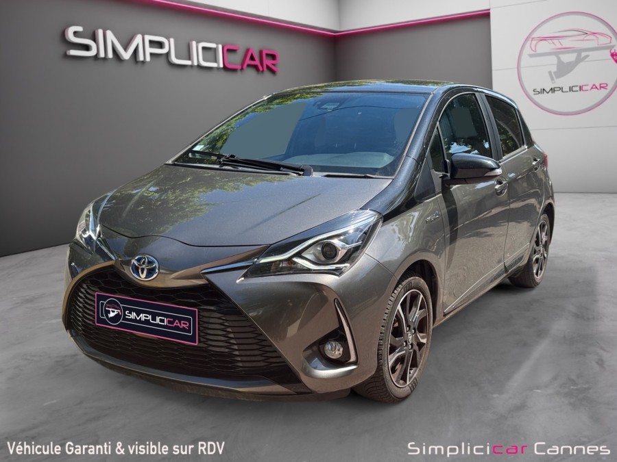 TOYOTA d'occasion YARIS 100H collection de 2018 Cannes (06)﻿