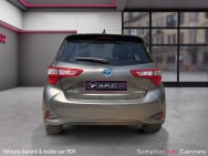 TOYOTA d'occasion YARIS 100H collection de 2018 Cannes (06)﻿