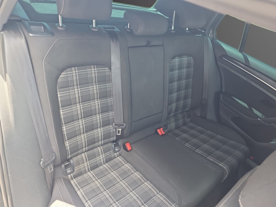 VOLKSWAGEN d'occasion GOLF 2.0 TDI 184 GTD DSG de 2016 Le Puy en
