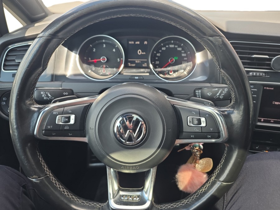 VOLKSWAGEN d'occasion GOLF 2.0 TDI 184 GTD DSG de 2016 Le Puy en