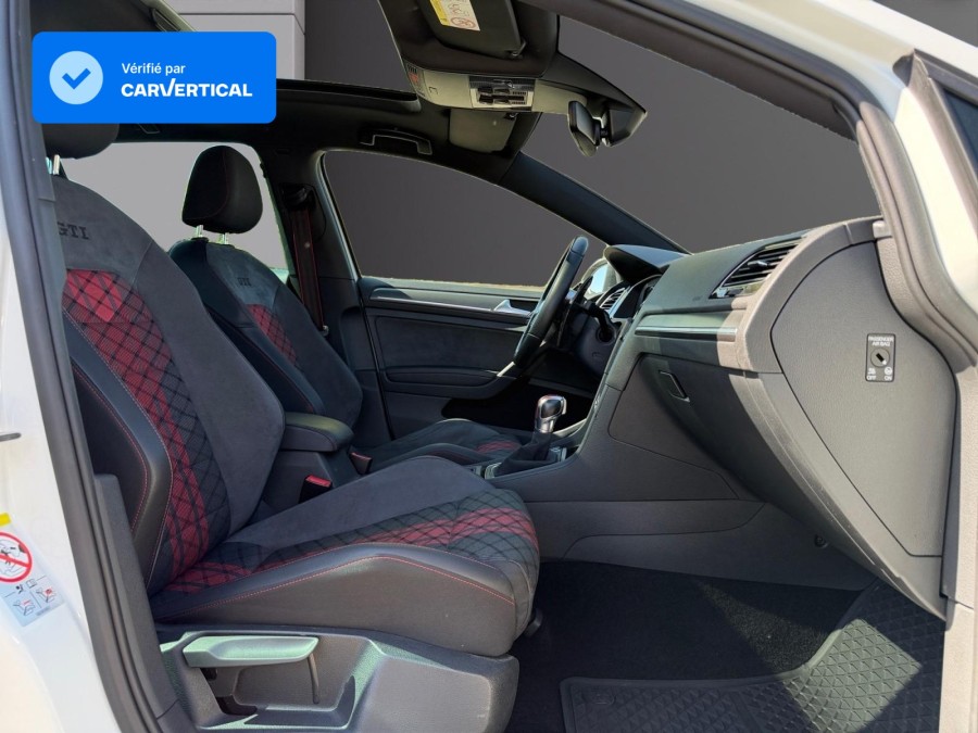 VOLKSWAGEN d'occasion GOLF VII 2.0 TSI 290 GTI TCR de 2019 Rennes