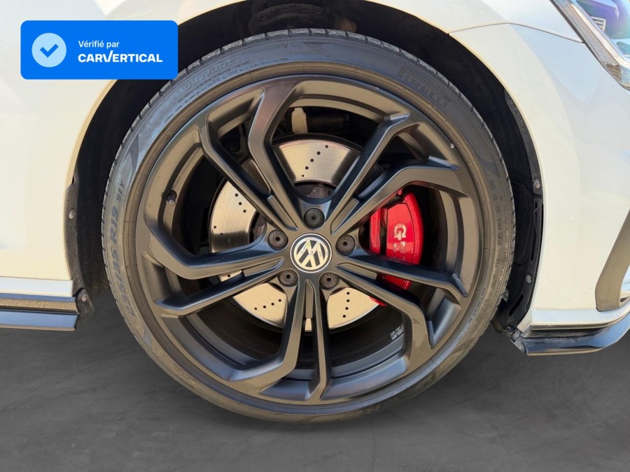 VOLKSWAGEN d'occasion GOLF VII 2.0 TSI 290 GTI TCR de 2019 Rennes