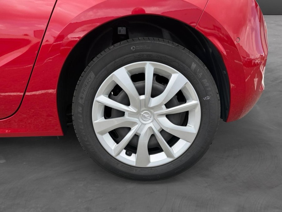 OPEL d'occasion CORSA 1.5 D 100 EDITION BUSINESS de 2025 Guadeloupe