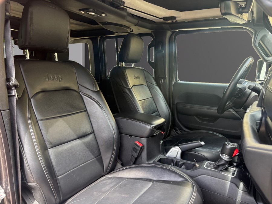 JEEP d'occasion WRANGLER UNLIMITED 2.0I T 272 SPORT BVA de 2019 Méry