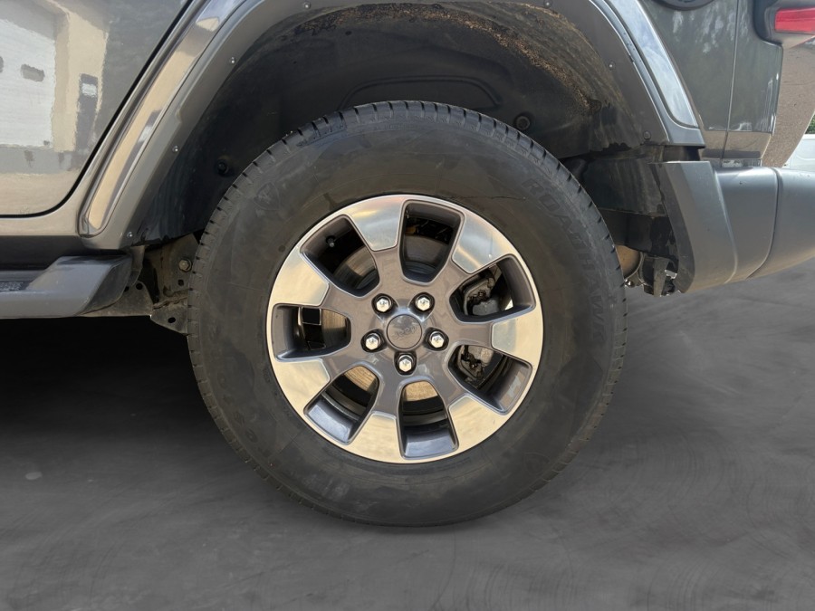 JEEP d'occasion WRANGLER UNLIMITED 2.0I T 272 SPORT BVA de 2019 Méry