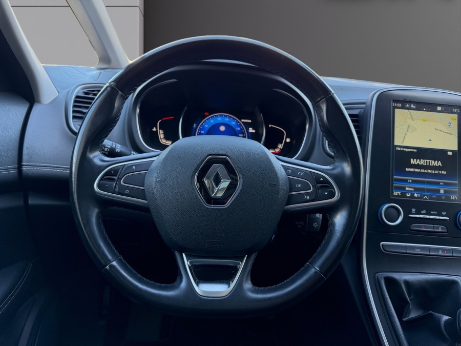 RENAULT d'occasion SCENIC 1.2 TCE 130 ZEN de 2017 Salon de Provence