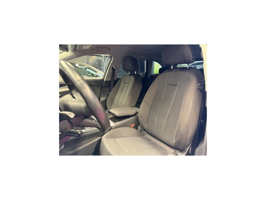 AUDI d'occasion A4 AVANT 30 TDI 136 BUSINESS EXECUTIVE S TRONIC de