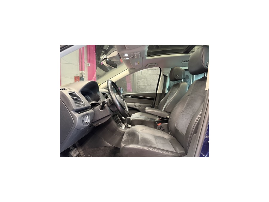 VOLKSWAGEN d'occasion SHARAN 2.0 TDI 177 CARAT DSG de 2020 Villebon