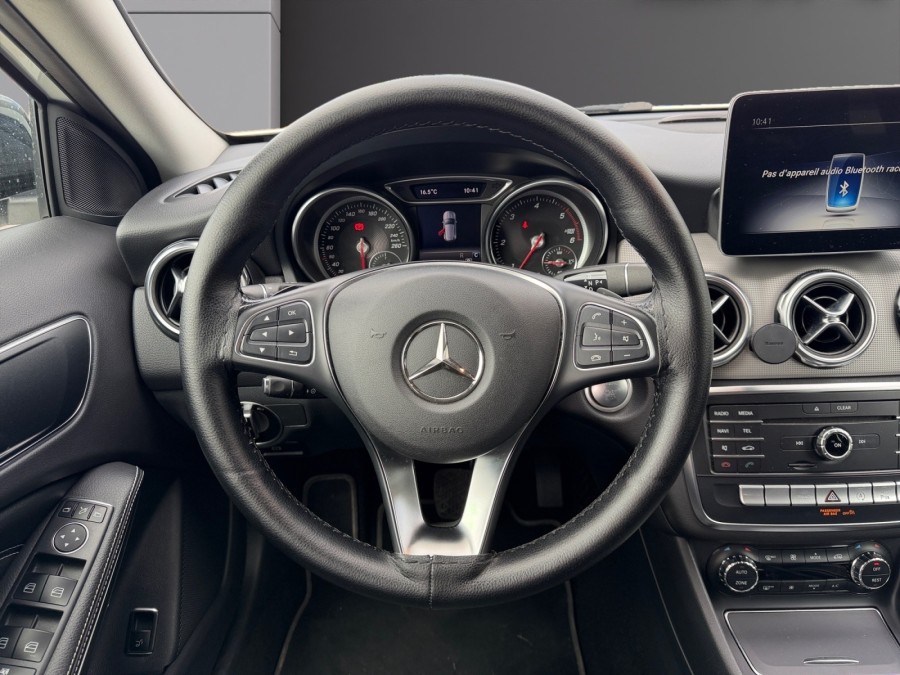MERCEDES d'occasion CLASSE GLA GLA 200 D Business edition de 2019