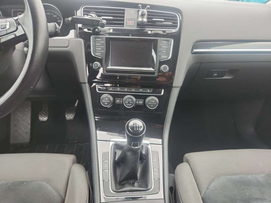 VOLKSWAGEN d'occasion GOLF 1.4 TSI 140 ACT CONFORTLINE de 2013 Frejus