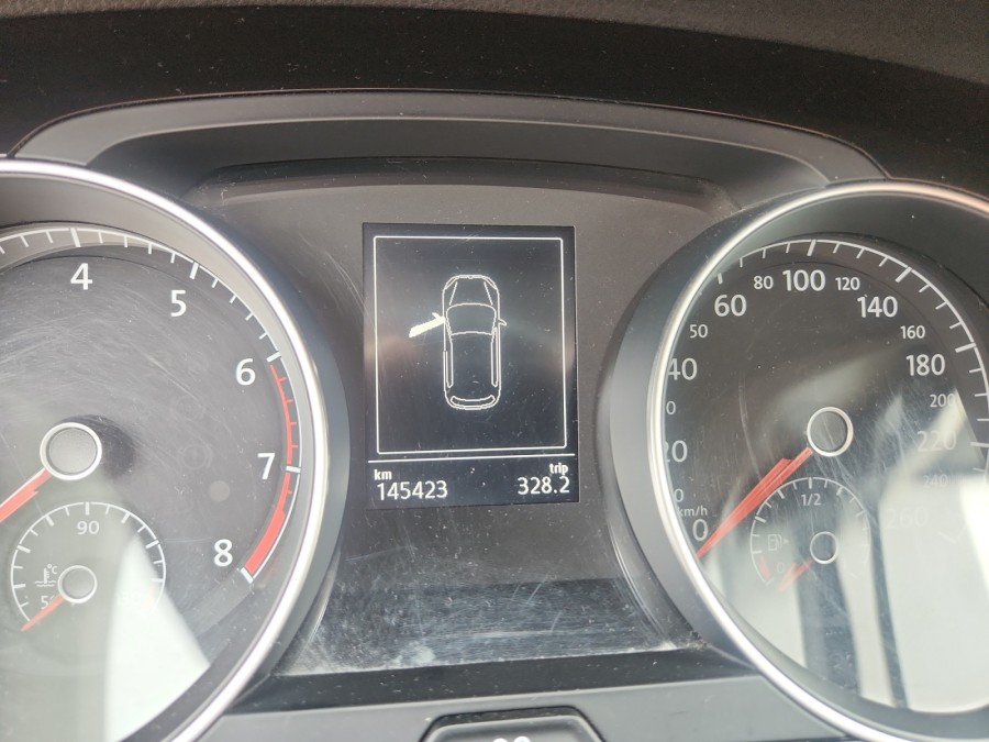 VOLKSWAGEN d'occasion GOLF 1.4 TSI 140 ACT CONFORTLINE de 2013 Frejus