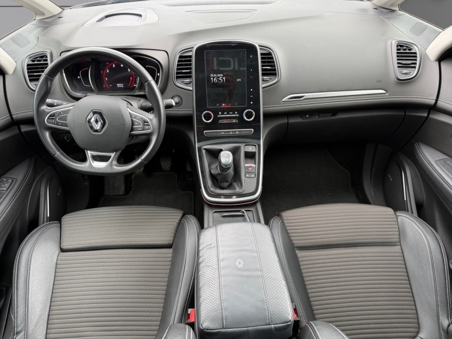 RENAULT d'occasion SCENIC GRAND 1.3 TCE 140 BUSINESS INTENS de 2019
