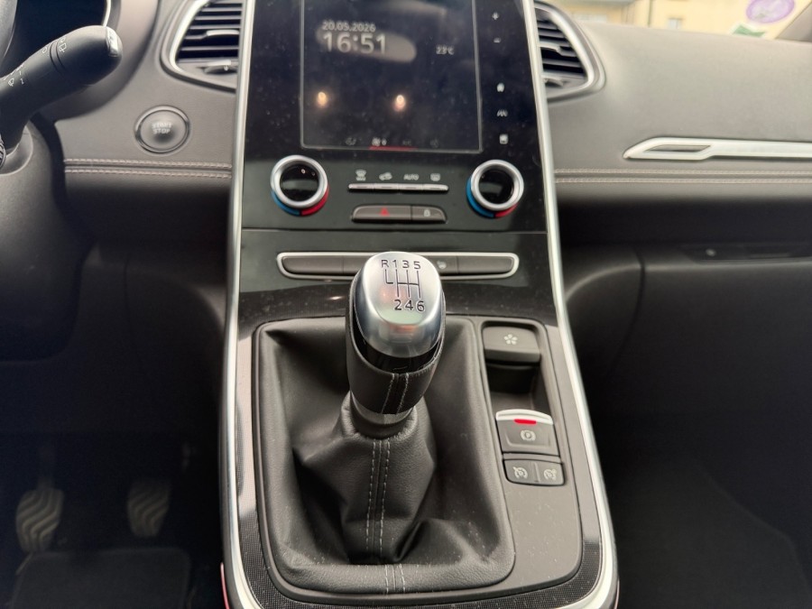 RENAULT d'occasion SCENIC GRAND 1.3 TCE 140 BUSINESS INTENS de 2019