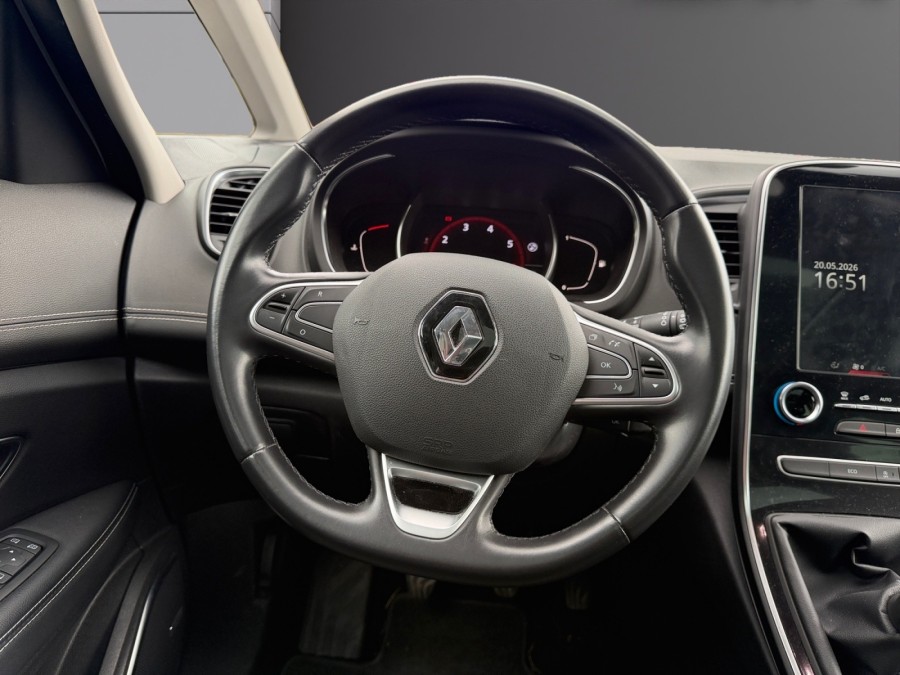 RENAULT d'occasion SCENIC GRAND 1.3 TCE 140 BUSINESS INTENS de 2019