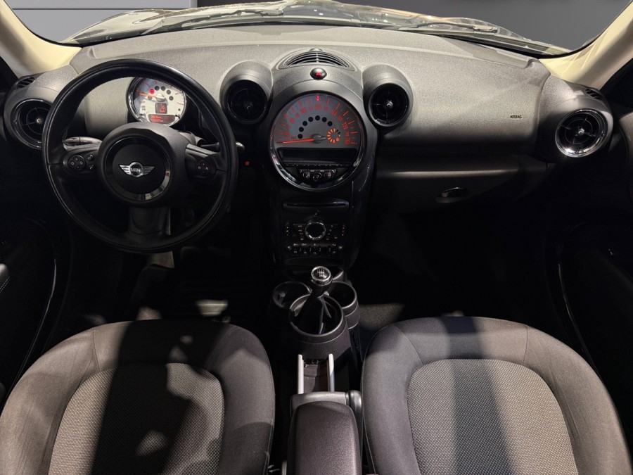 MINI d'occasion COUNTRYMAN 112ch de 2013 Narbonne (11)﻿