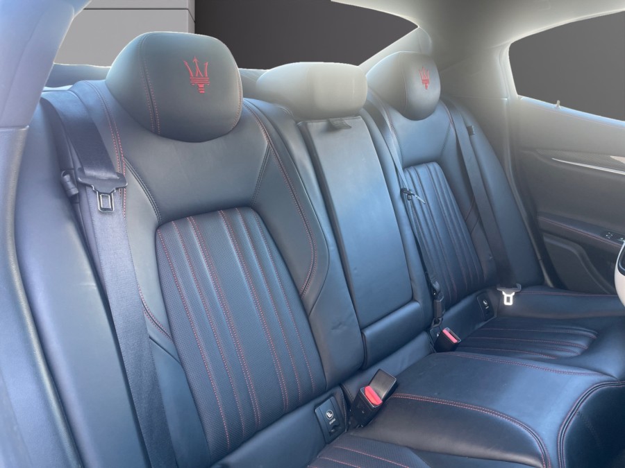 MASERATI d'occasion GHIBLI 3.0 V6 410 ch S Q4 de 2015 Royan (17)﻿