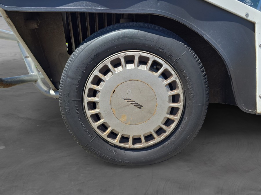 MINI d'occasion MINI AUSTIN MINI MOKE de 1987 Vichy (03)﻿