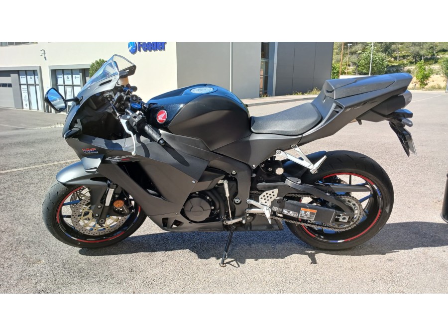 HONDA d'occasion CBR600R3 CB 600 RR de 2024 La Ciotat (13)﻿