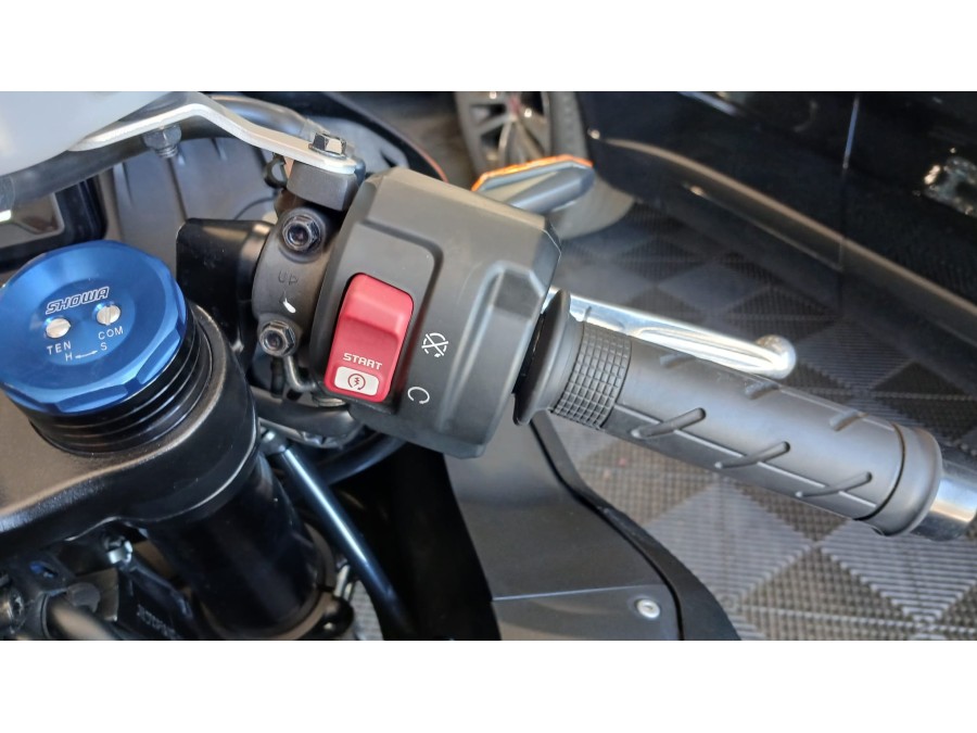 HONDA d'occasion CBR600R3 CB 600 RR de 2024 La Ciotat (13)﻿