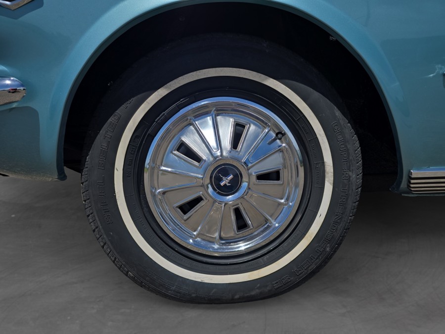 FORD d'occasion MUSTANG 4.7 V8 289 de 1966 Vichy (03)﻿
