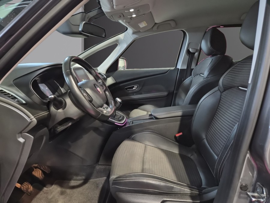 RENAULT d'occasion SCENIC GRAND 1.5 DCI 110 BUSINESS 7P de 2017