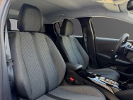 PEUGEOT d'occasion 208 1.2 HYBRID 100 de 2024 Marignane (13)﻿