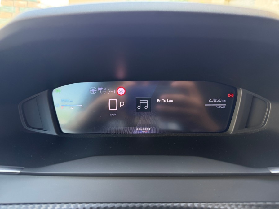 PEUGEOT d'occasion 208 1.2 HYBRID 100 de 2024 Marignane (13)﻿