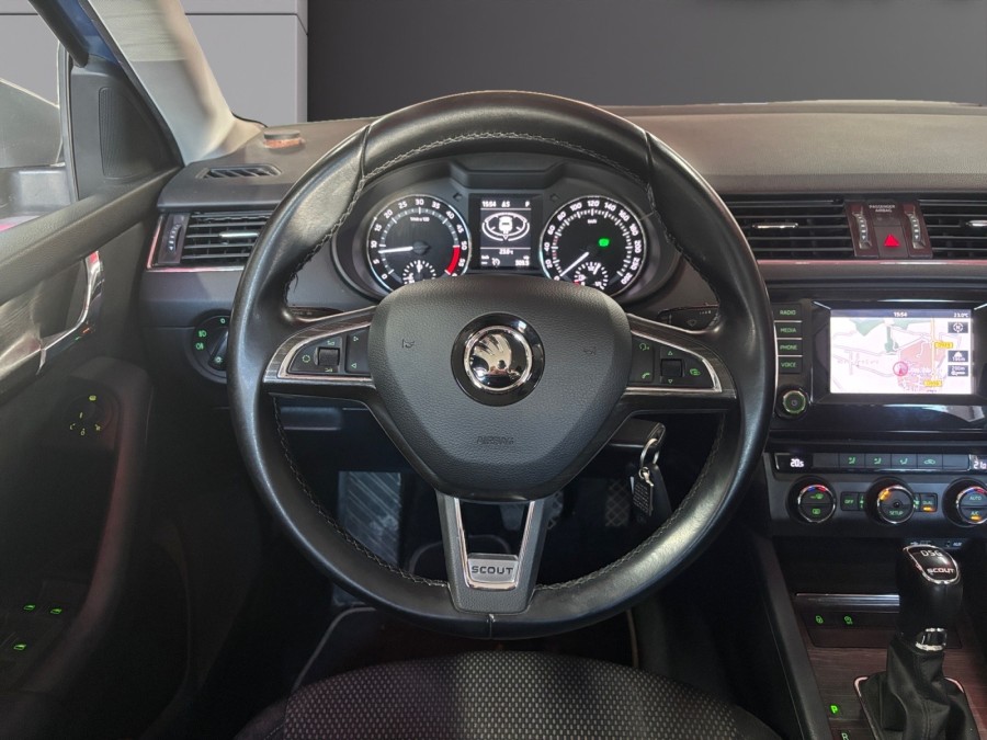 SKODA d'occasion OCTAVIA SCOUT 2.0 TDI 184 4X4 DSG de 2015 Pertuis